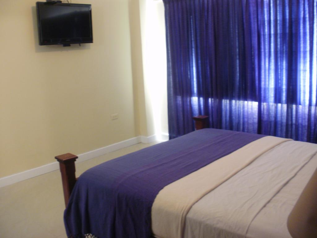 Inn Flight Suites Piarco Exterior foto