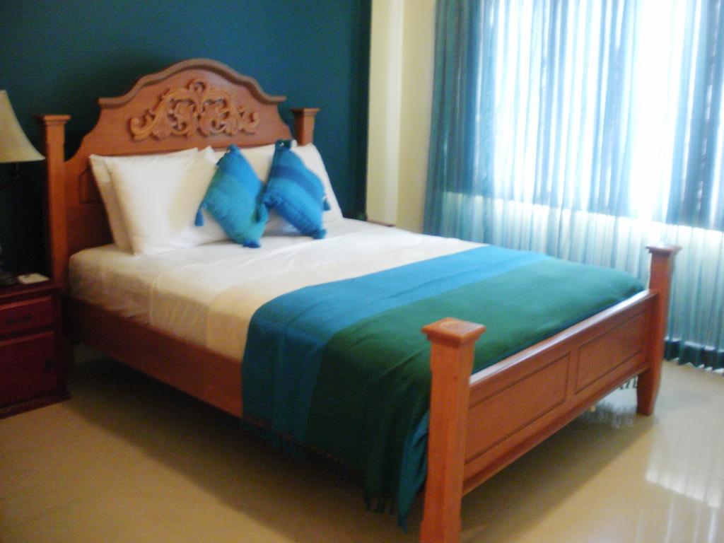 Inn Flight Suites Piarco Exterior foto